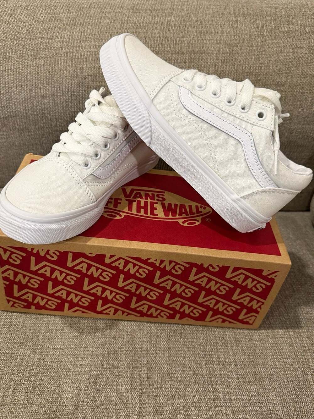 Vans Old Skool Kids Size 1.5 True White Canvas